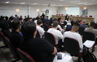 Diálogo e informação: em Cocal do Sul, curso destacou o papel e importância dos vereadores para os municípios