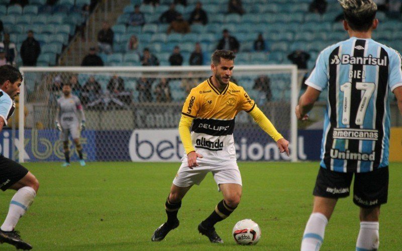 CBF adia partida entre Grêmio x Criciúma em virtude das fortes chuvas
