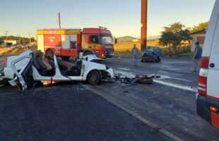 Motorista fica preso a ferragens após acidente em Meleiro