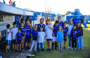 Atlético Tubarão lança projeto social com aulas gratuitas de futebol para crianças e adolescentes