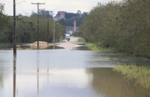 Limpeza do Rio Urussanga atrasará mais por causa do período eleitoral