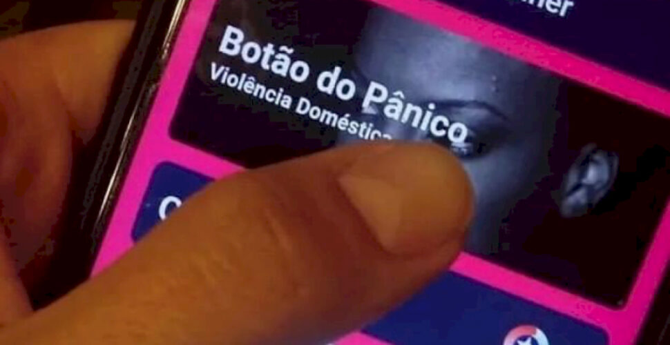 Homem descumpre medida protetiva para pegar videogame na casa da ex