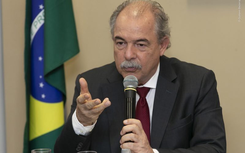 Presidente do BNDES rebate Jorginho Mello sobre investimentos no Contorno Viário