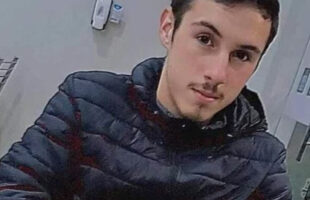 Acidente entre ônibus e motocicleta termina em morte de jovem