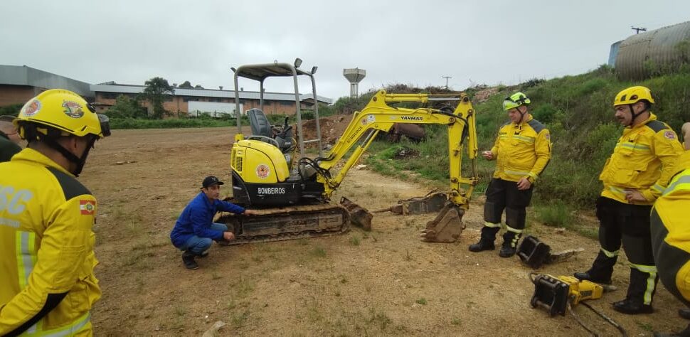 Bombeiros militares de SC investem em capacitação com o primeiro Curso de Operador de Máquinas