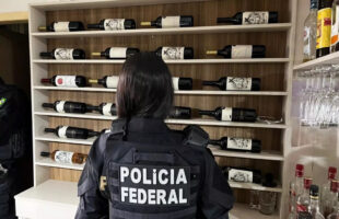 São Ludgero é alvo de operação da PF por contrabando de vinhos argentinos