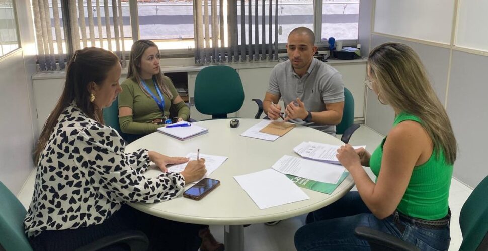 Reunião discute implantação da tarifa social de água em Santa Catarina