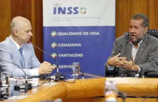 Novo cartão do INSS permite antecipar R$ 150 do benefício sem juros