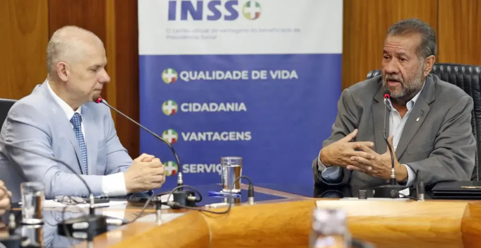 Novo cartão do INSS permite antecipar R$ 150 do benefício sem juros