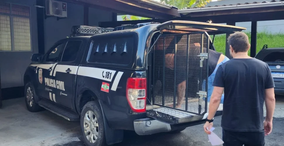 Estelionatários são presos em flagrante aplicando golpes em Criciúma