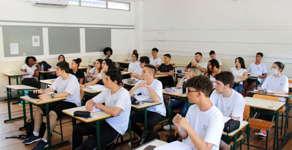 Segundo período de matrículas de estudantes na rede estadual de ensino termina nesta sexta-feira