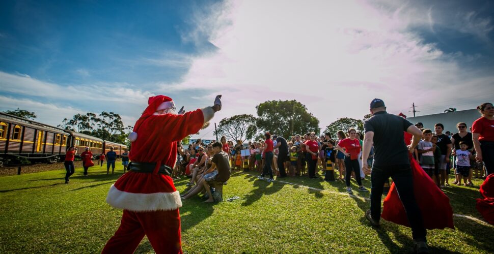 Trem de Natal da Ferrovia levará magia às comunidades lindeiras nesta quarta e quinta-feira