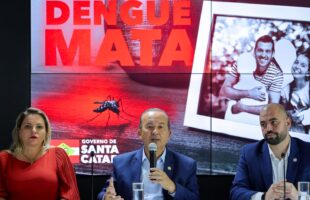 Governador apresenta equipamento para monitorar gravidade da dengue e outras ações de combate à doença em SC