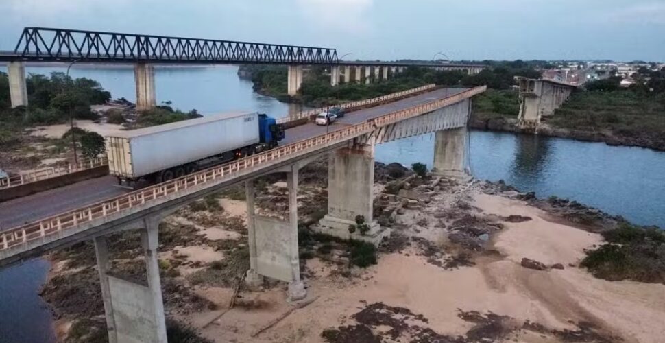 Queda de ponte entre Maranhão e Tocantins deixa dois mortos e oito desaparecidos