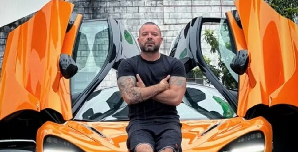 Influencer de 46 anos morre em SC após anestesia geral para tatuagem