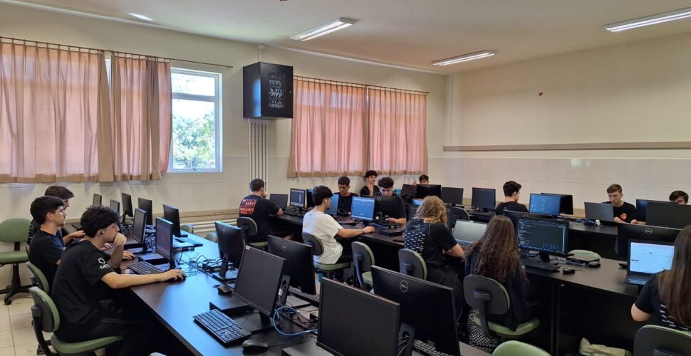 Curso Técnico de Segurança Cibernética leva inovação para a sala de aula