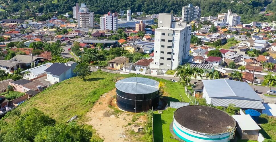 Casan celebra aniversário de Lauro Müller com melhorias no saneamento básico