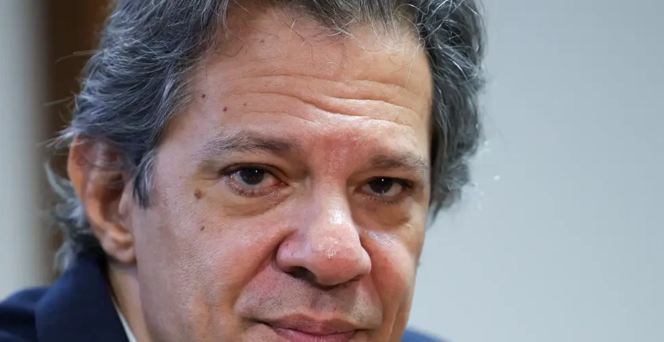 Haddad suspende férias para discutir Orçamento com Lula