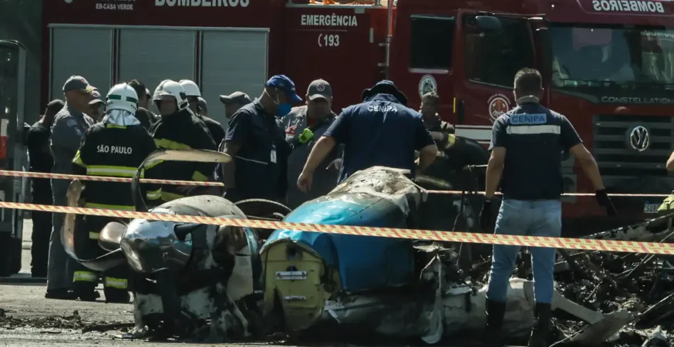 Duas pessoas morrem em queda de avião em São Paulo