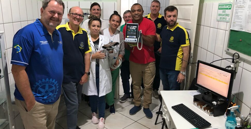 Rotary Club e AMHO doam equipamento para a Fundação Hospitalar Henrique Lage