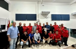 Bombeiros Voluntários são homenageados pelos vereadores de Balneário Rincão