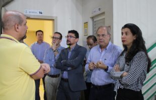 Satc recebe visita da diretora da ANEEL e apresenta projetos financiados pela agência