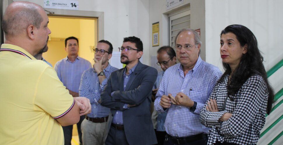 Satc recebe visita da diretora da ANEEL e apresenta projetos financiados pela agência