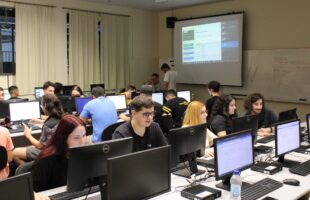 UniSatc conquista conceito de melhor instituição privada e comunitária de Santa Catarina