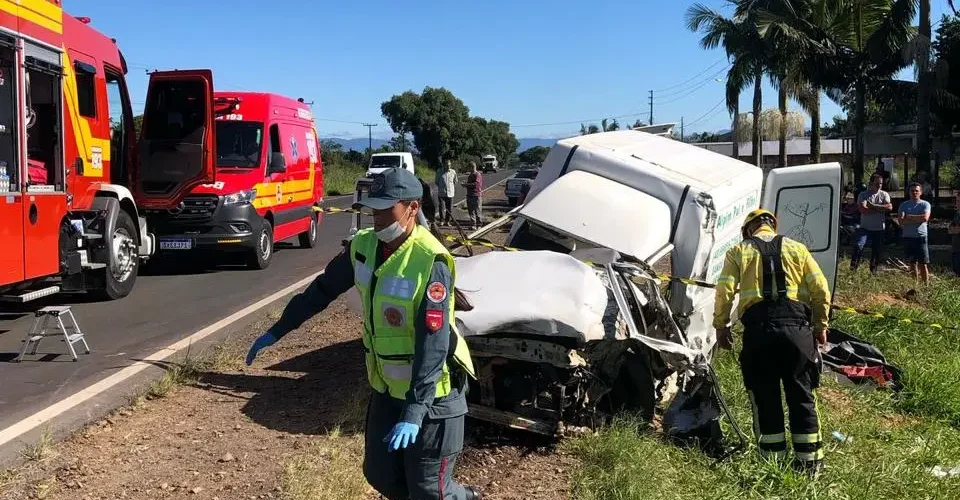 Homem morre após colisão entre três veículos na SC-285, em Araranguá