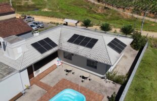 Programas do Governo do Estado impulsionam sustentabilidade e economia no campo com energia solar