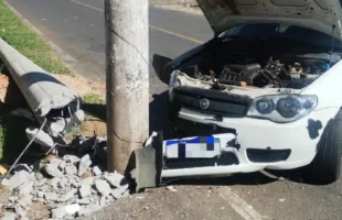Motociclista provoca acidente e foge do local em Criciúma