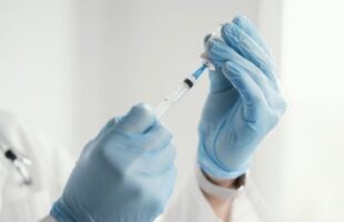 Vacinação contra a gripe é liberada para toda a população a partir desta segunda-feira (5)