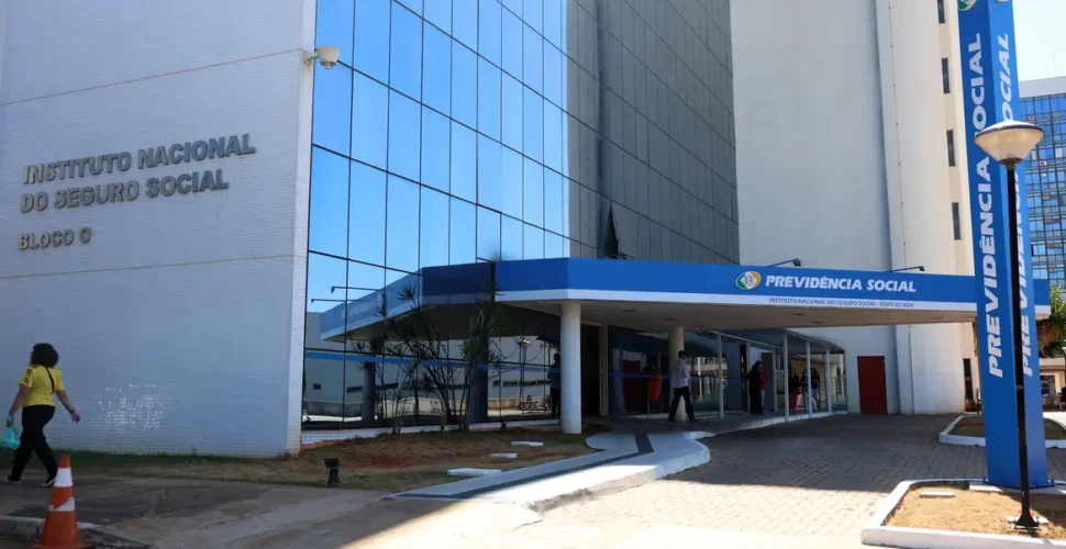 Mais quatro entidades devem ser alvo de processo sobre fraude no INSS