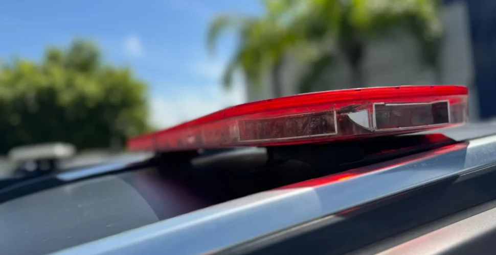 Foragida da Justiça é presa enquanto dirigia em Criciúma