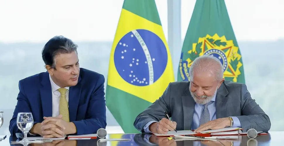 Decreto define medicina, direito e odonto como cursos presenciais