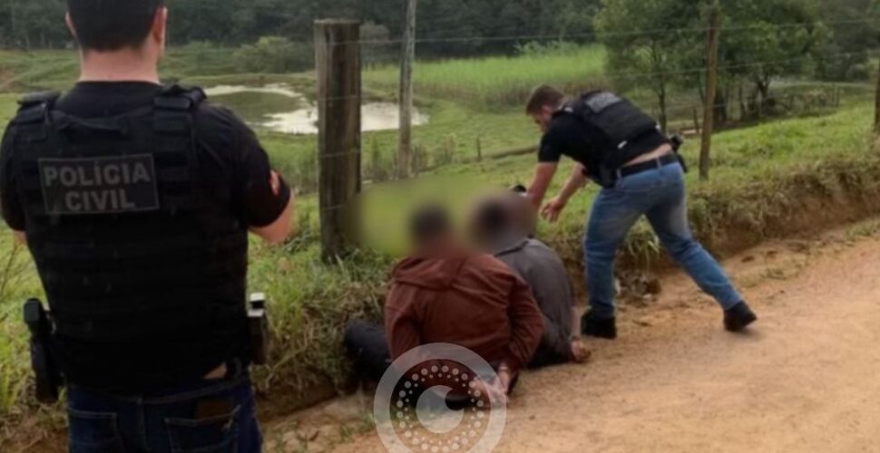 Polícia Civil prende dois homens por tráfico de drogas em Lauro Müller