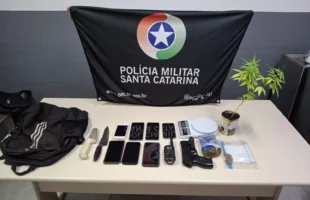 Jovem é preso por tráfico de drogas em Criciúma