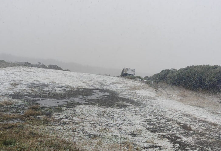 Serra catarinense registra a primeira neve de 2025