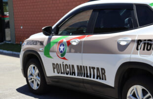 Duas crianças ficaram feridas após serem atropeladas no Centro de Urussanga