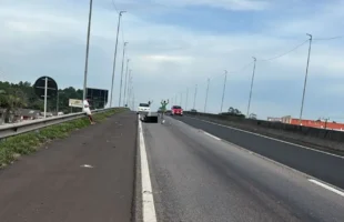 Acidente fatal na BR-101 tira a vida de motociclista em Araranguá