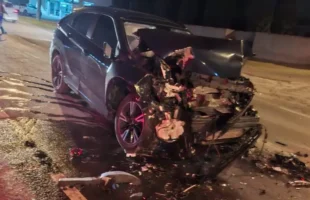 Colisão entre carro e carreta é registrada em Morro da Fumaça na noite de sexta-feira