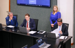 Avança projeto sobre transporte de máquinas agrícolas e tratores em rodovias estaduais