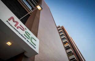 Condenado motorista que causou mortes e ferimentos graves ao dirigir sob efeito de álcool e drogas em Urussanga
