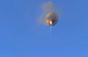 Acidente com balão deixa mortos e feridos em Praia Grande, SC