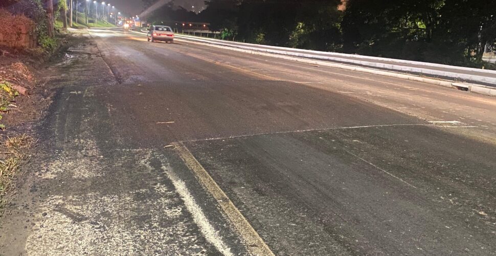 Lombadas instaladas sem aviso prévio causam surpresa e reclamações de motoristas na SC-390, em Lauro Müller