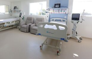Governo de SC declara estado de emergência devido à superlotação em UTIs