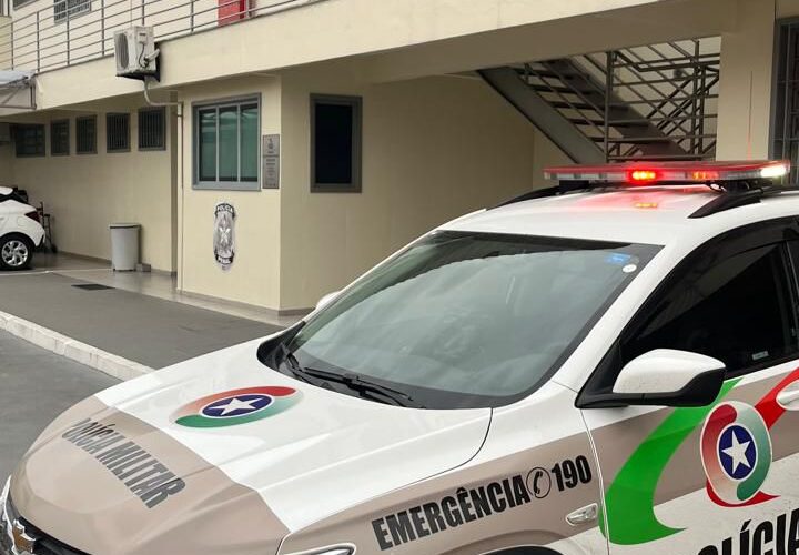 Homem é preso pela Polícia Militar em Lauro Müller por descumprimento de regras do regime penal