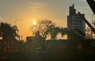 Sol predomina no início da semana em SC, mas frente fria chega na quinta
