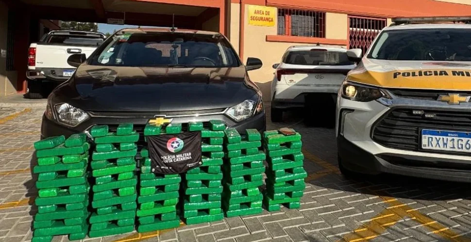 Mais de 120 kg de maconha são apreendidos com paraguaios em operação na Serra Catarinense