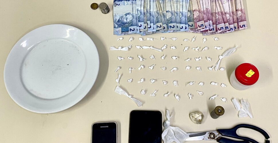 Polícia Militar apreende drogas e detém suspeitos de tráfico em Lauro Müller
